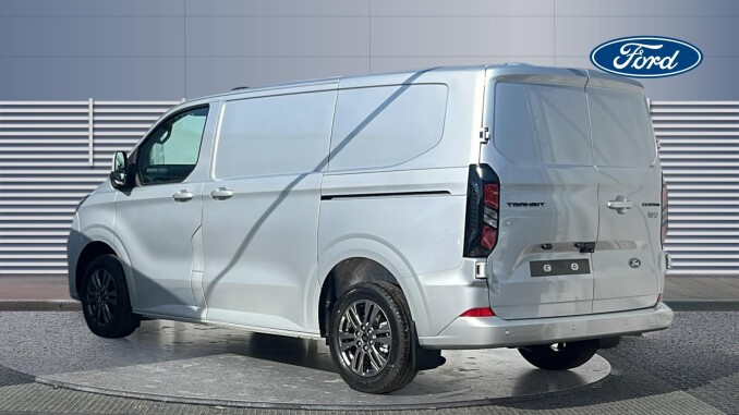 Ford Transit Custom 280 L1 Diesel Fwd 2.0 EcoBlue 136ps H1 Van Limited - Image 2